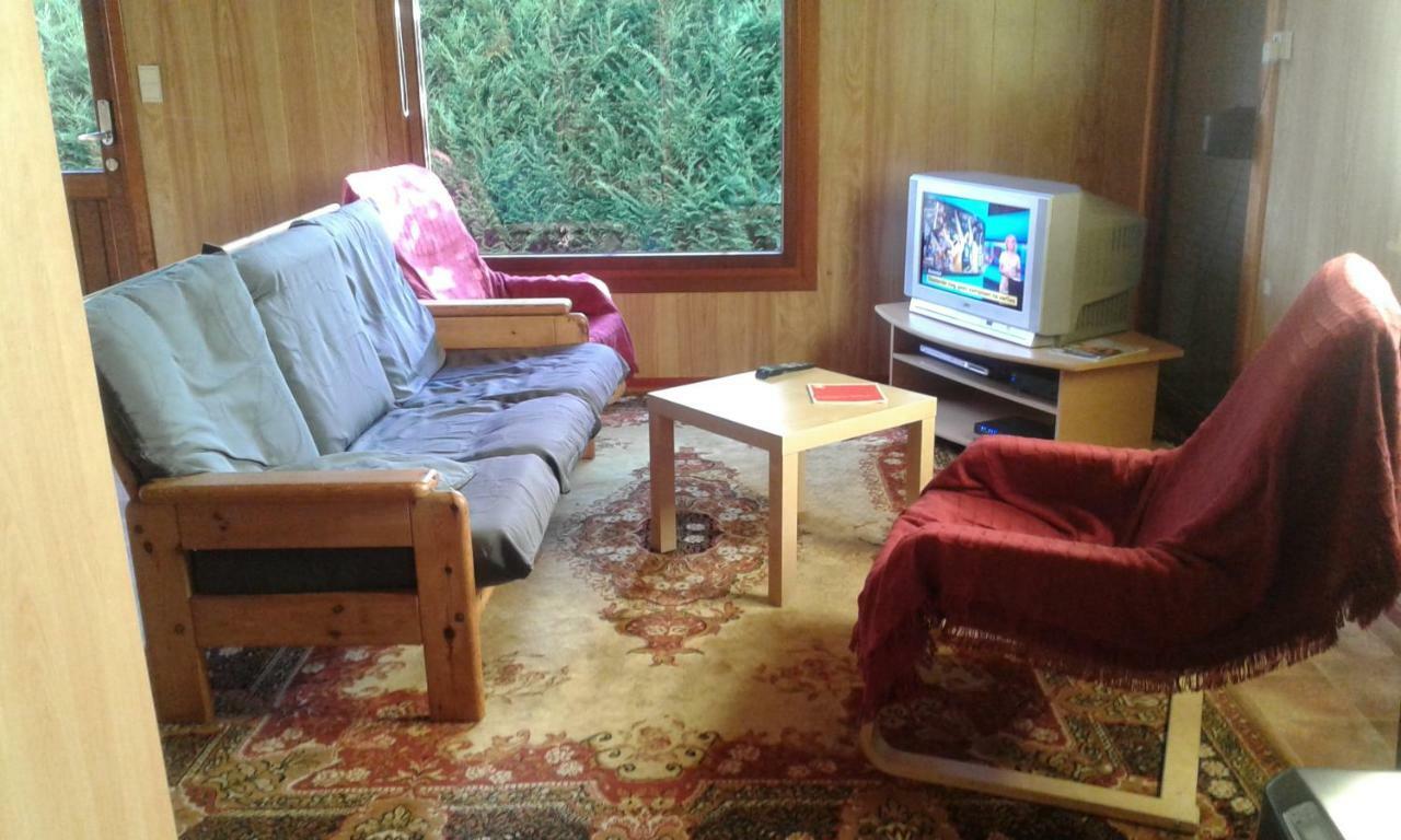 Chalet Imme Villa Resteigne ภายนอก รูปภาพ
